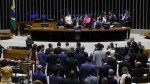 AO VIVO: Deputados decidem o futuro do Brasil na votação do "PL da Censura" (veja o vídeo)