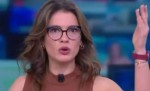 Âncora da CNN assume de vez a militância e chama Bolsonaro de “Bozo” ao vivo