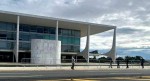 Lula manda cercar o Palácio do Planalto