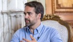 Eduardo Leite entrega carta a Caiado e apunhala dois de uma só vez