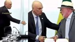 Constrangimento: Lula não estende a mão para cumprimentar Moraes (veja o vídeo)
