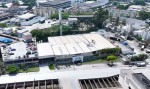 Montadora gigante fecha lojas e retira carros de linha