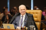 URGENTE: Fachin toma decisão na “guerra” entre Mendonça e Dino