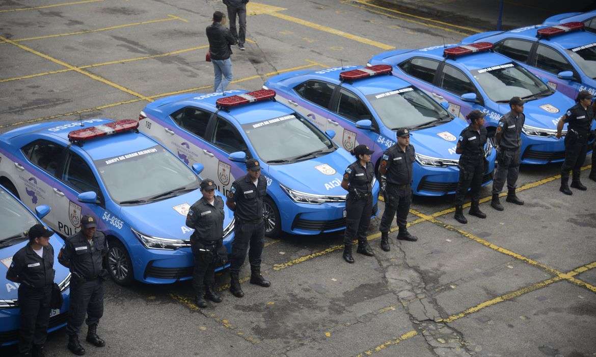 POLÍCIA FEDERAL, COMBOIO É ATACADO