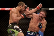 Mesmo após contusão, José Aldo quer luta, mas Chad Mendes é "plano B"