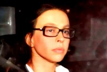 Adriana, sem moral e sem a carteirinha da OAB