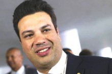 Ministro do Esporte é ativo no esquema do pai e age para obstruir a Justiça