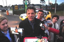 Repórter encurrala Haddad: “Acordei cedo e não vi nada”, diz o poste de Lula (Veja o Vídeo)