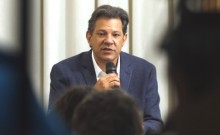 TSE intervém e tira do ar nova fake news de Haddad contra Bolsonaro