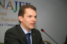 O provável substituto de Sérgio Moro na Lava Jato é linha dura