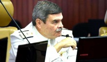 O Almirante Marcus Vinícius Oliveira dos Santos no comando do Superior Tribunal Militar