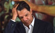 Pouco inteligente e preconceituoso, Haddad faz piada homofóbica e se queima até com a esquerda