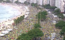 No RJ, manifestação já ocupa sete quarteirões