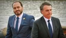 “Censura ideológica (?)": Todas as contas de Carlos Bolsonaro nas redes sociais fora do ar