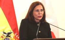 Bolívia acaba com a picaretagem dos "médicos cubanos" e rompe com a Venezuela