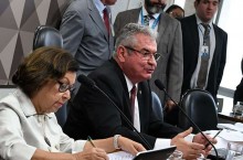 Presidente da CPMI das Fake News quer CPF obrigatório em cadastros de redes sociais