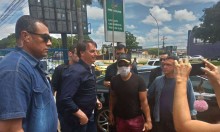 AO VIVO: Bolsonaro em açougue do Distrito Federal fala sobre Cloroquina e isolamento (veja o vídeo)
