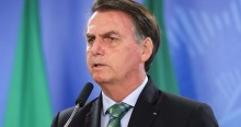Bolsonaro explica sobre militares que receberam auxílio emergencial e crava: “terá punição”