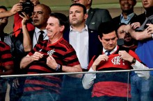 O "time" de Bolsonaro, os adversários ardilosos e o "jogador" traidor