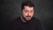 O vidente fantasiado de cientista, desmoralizado pelos fatos
