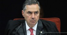 Barroso diz que quem estiver sem máscara não vota e classifica voto impresso com "obsessão"