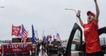 Na véspera das eleições, carreata com 150km de carros em apoio à Trump bate recorde (veja o vídeo)