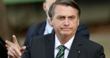 Bolsonaro anuncia aumento do salário mínimo para 2021