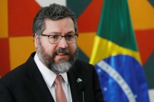 “Ernesto Araujo é a grande muralha contra os interesses capitaneados pela China”, alerta jurista (veja o vídeo)