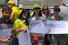Bolsonaro confirma prioridade do Governo para aprovar a PEC do voto impresso auditável