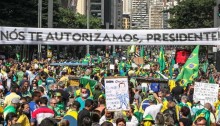 Em uníssono, multidão entoa na Avenida Paulista: “Eu autorizo Presidente” (veja o vídeo)