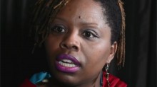Afundada em denúncias de enriquecimento ilícito, co-fundadora do Black Lives Matter deixa o movimento (veja o vídeo)