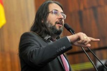 AO VIVO: Deputado pede impeachment de Toffoli / Brasil surpreende e afasta crise / Globo e Randolfe não querem Copa América