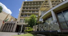 Conselho de Universidade do RS quer destituição de reitor indicado por Bolsonaro