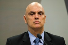 URGENTE: Moraes manda bloquear Pix de investigado