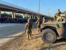 Imigrantes haitianos invadem o Texas, nos Estados Unidos