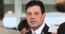 Mandetta joga a toalha, desiste da Presidência e volta a sua insignificância