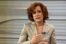 Descontrolada, a “democrata” Miriam Leitão “surta” e pede a expulsão de Bolsonaro das redes sociais (veja o vídeo)