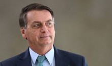 Bolsonaro cutuca a "esquerdalha" e sugere "exame toxicológico" para universitários (veja o vídeo)