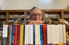 “Quando a obra tem qualidade, ela é eterna, não morre”, destaca mestre em direito sobre livros de Olavo de Carvalho (veja o vídeo)