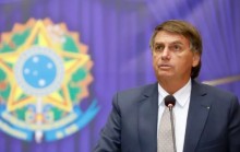 Bolsonaro mostra a diferença crucial entre ele e outros líderes e lamenta o desastre econômico do isolamento