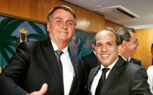Intérprete de Libras de Bolsonaro abre o jogo e faz revelação impactante: "É o presidente mais inclusivo da história do Brasil" (veja o vídeo)