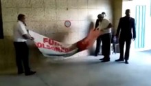 Motoristas de ônibus exigem retirada de faixa contra Bolsonaro em assembleia do sindicato (veja o vídeo)