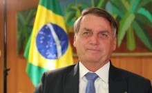 AO VIVO: Jair Bolsonaro solta o verbo no Flow Podcast (veja o vídeo)