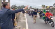 Bolsonaro faz 'algo impossível' e, de improviso, reúne o povão no meio da rodovia (veja o vídeo)