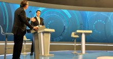 Sem a presença do ‘fujão’, debate vira sabatina e Bolsonaro dá show ao vivo na Record (veja o vídeo)