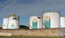 Mais uma mentira covarde do PT cai por terra: Petrobras segue baixando os preços