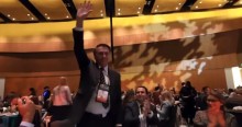De novo, Bolsonaro é ovacionado nos EUA (veja o vídeo)