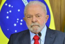Lula não está preparado para conter a ignorância de sua língua e seu próprio EGO, por isso a sua queda é iminente