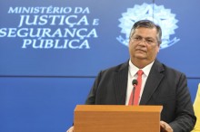 Ao vivo, o momento em que Flávio Dino sugere ‘encerrar’ atribuições do Congresso com ajuda do STF (veja o vídeo)