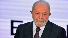 Impeachment de Lula por interferência na eleição argentina já tem 40 assinaturas